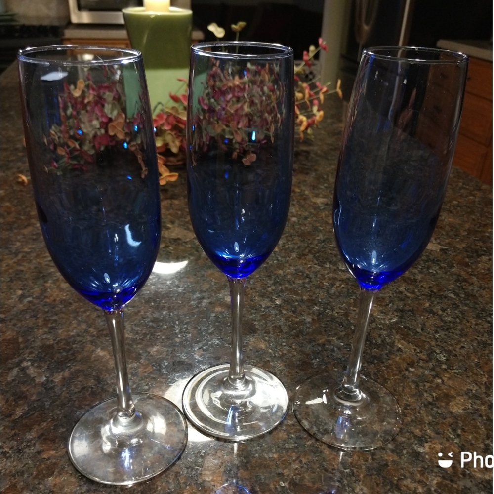 Libbey-Set Of 3 Blue Champagne Flutes
